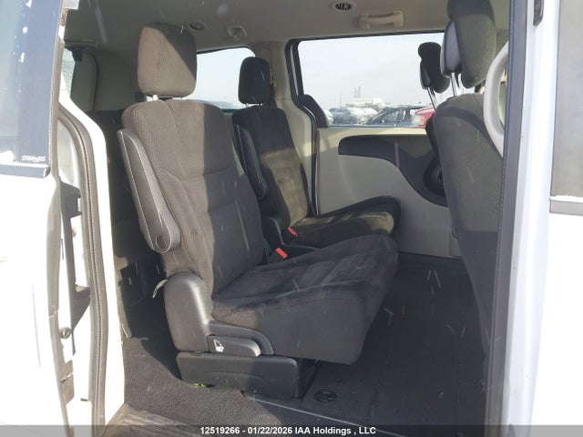 2C4RDGBG3ER210720 Dodge Grand Caravan Se/sxt