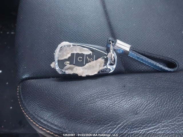 2GNAXUEV0M6148343 Chevrolet EQUINOX LT