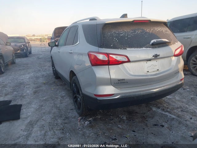 2GNAXUEV0M6148343 Chevrolet EQUINOX LT