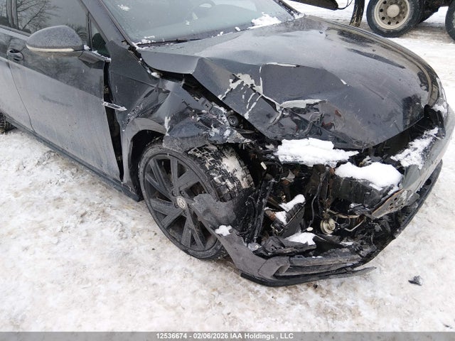 WVWVA7AU8KW121145 Volkswagen Golf R
