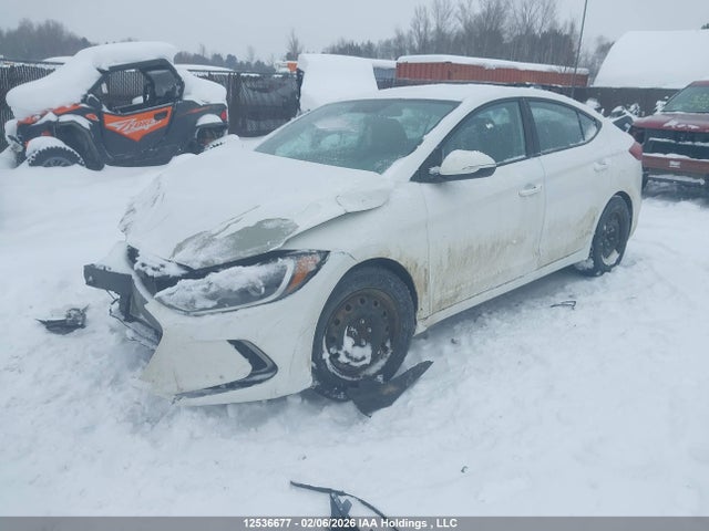KMHD84LFXJU695160 Hyundai ELANTRA GL