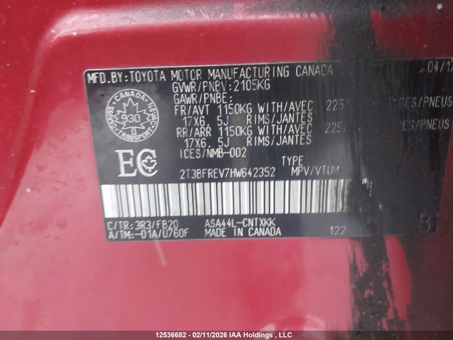 12536682 :رقم المزاد ، 2T3BFREV7HW642352 vin ، 2017 Toyota Rav4 Le مزاد بيع