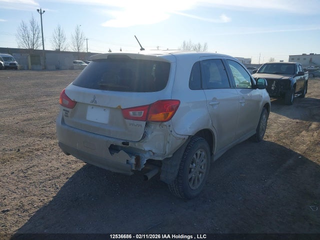 Mitsubishi RVR SE 2014 4A4AJ3AU4EE603430 Image 4