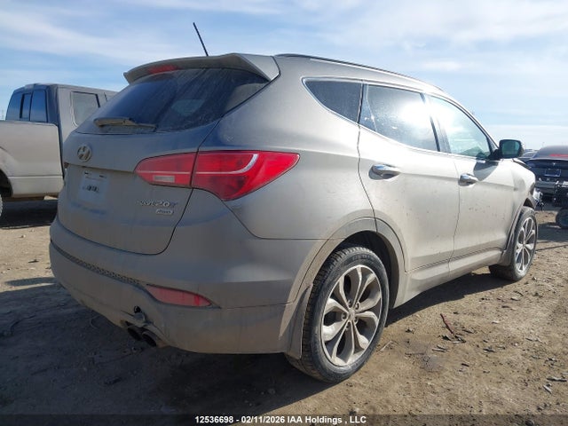 5XYZUDLA3EG183693 Hyundai Santa Fe Sport 2.0t Se