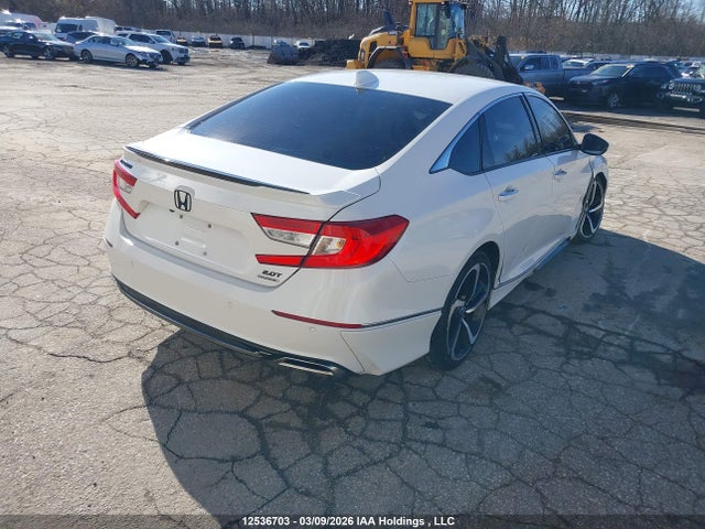 1HGCV2F94NA800934 Honda Accord Touring