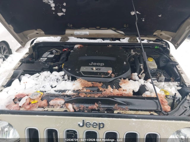 1C4BJWEG8JL864938 Jeep Wrangler Jk Unlimited Sahara