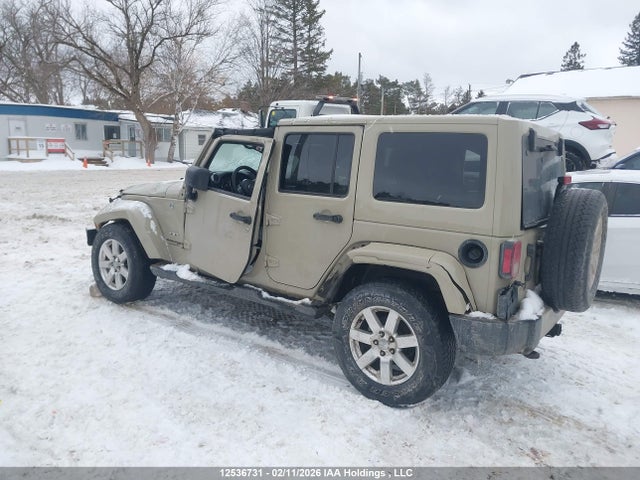 1C4BJWEG8JL864938 Jeep Wrangler Jk Unlimited Sahara
