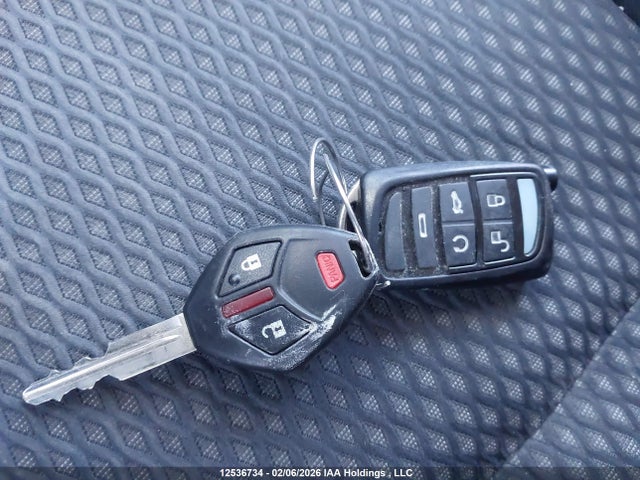 Mitsubishi Outlander Es 2016 JA4AZ2A36GZ604764 Image 11