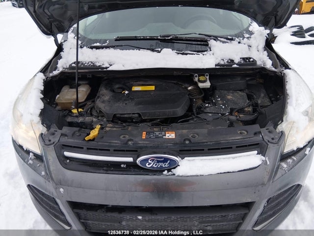 1FMCU9GX6GUC68624 Ford ESCAPE SE