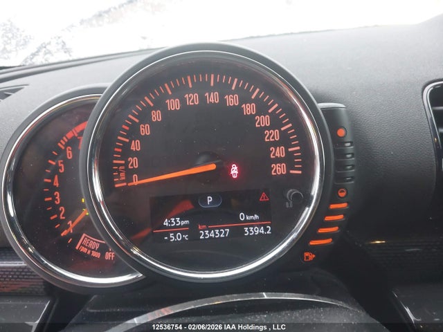 Mini Clubman Cooper S 2017 WMWLU5C33H2E83925 Image 15