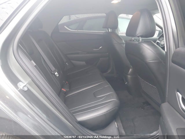 KMHLN4DG2RU757061 Hyundai Elantra Luxury