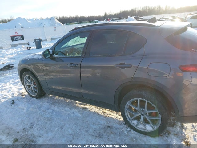 ZASFAKNN9J7C03248 Alfa Romeo STELVIO TI