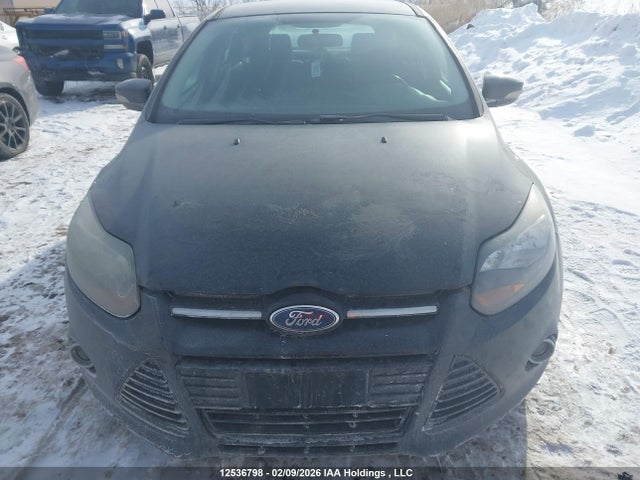 1FADP3N21EL328984 Ford Focus Titanium