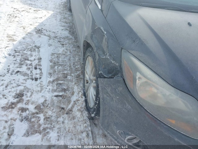 1FADP3N21EL328984 Ford Focus Titanium