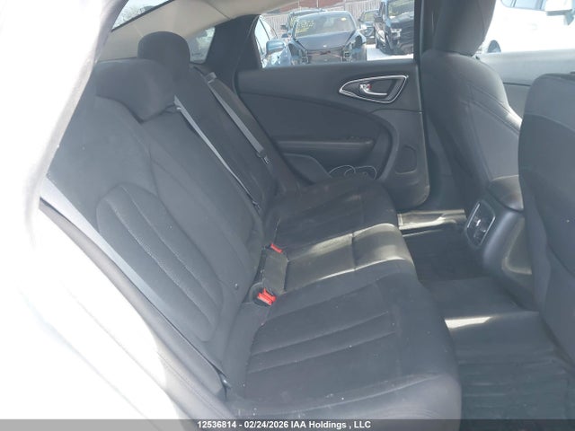 Продаж на аукціоні авто 2016 Chrysler 200 Limited, vin: 1C3CCCABXGN192888, номер лоту: 12536814