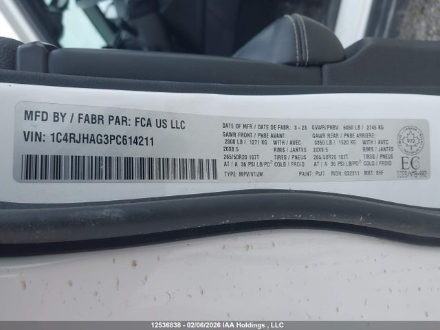 1C4RJHAG3PC614211 Jeep Grand Cherokee Laredo/altitude