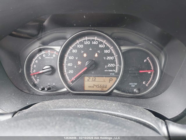 VNKKTUD39HA081864 Toyota Yaris L/le/se