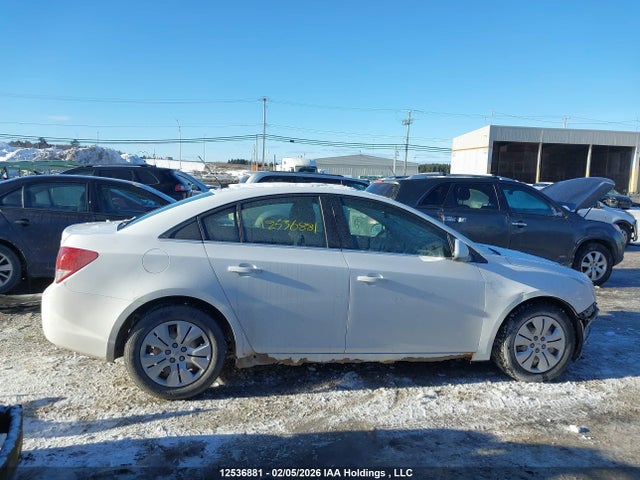 1G1PE5SB0G7107863 Chevrolet Cruze