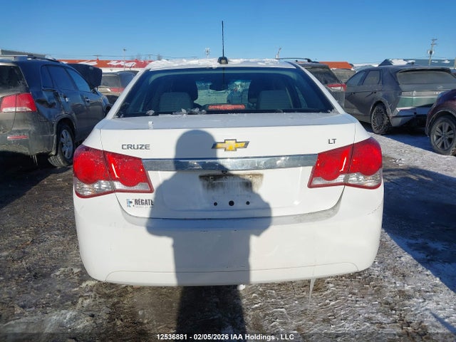 1G1PE5SB0G7107863 Chevrolet Cruze