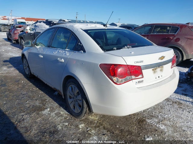 1G1PE5SB0G7107863 Chevrolet Cruze