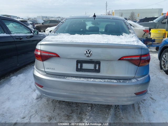 3VWE57BUXKM274738 Volkswagen Jetta 1.4 Tsi Highline