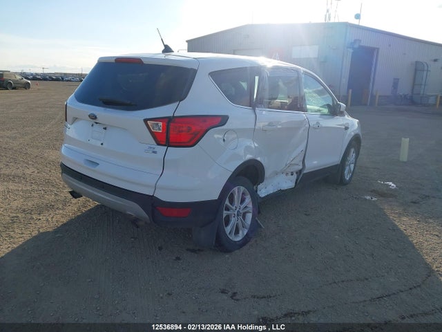 1FMCU9GD1KUB15311 Ford ESCAPE SE