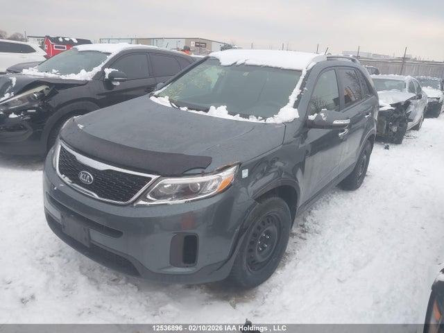 5XYKT3A69FG574636 KIA SORENTO LX