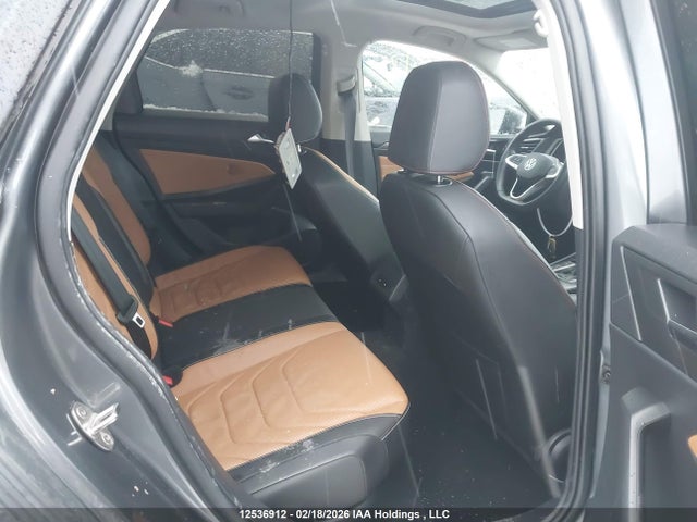3VWGM7BU5PM023600 Volkswagen Jetta Highline