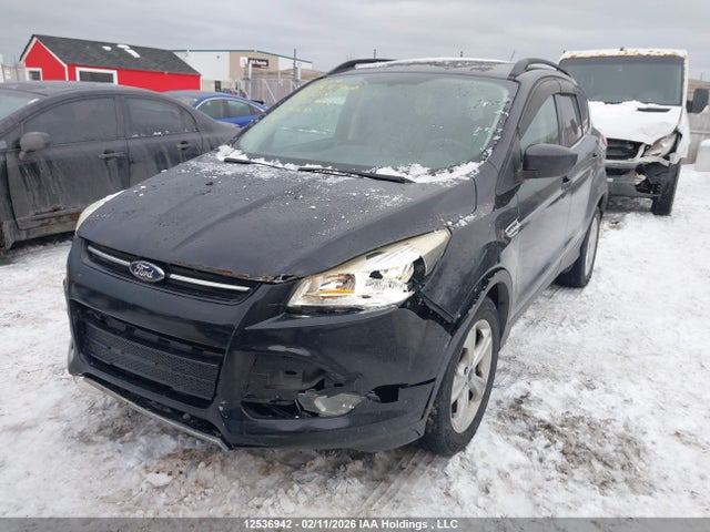 1FMCU9GX2FUB83827 Ford ESCAPE SE