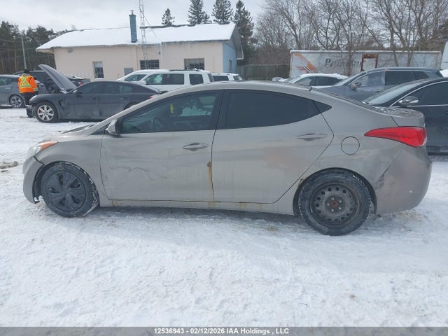 2013 Hyundai Elantra Gl მანქანა იყიდება აუქციონზე, vin: 5NPDH4AE5DH222831, აუქციონის ნომერი: 12536943