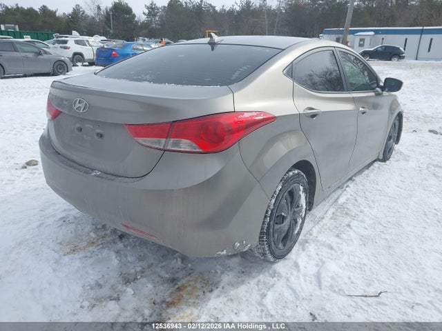 2013 Hyundai Elantra Gl მანქანა იყიდება აუქციონზე, vin: 5NPDH4AE5DH222831, აუქციონის ნომერი: 12536943
