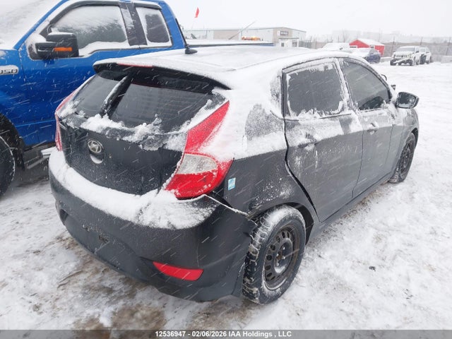 KMHCT5AE5GU262283 Hyundai ACCENT SE
