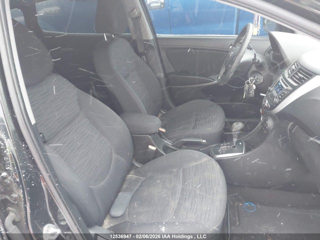 KMHCT5AE5GU262283 Hyundai ACCENT SE
