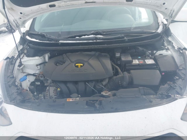 KMHD25LH9GU319910 Hyundai ELANTRA GT