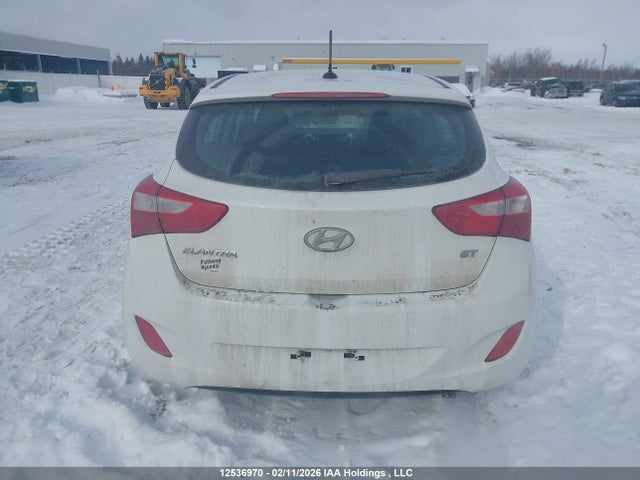 KMHD25LH9GU319910 Hyundai ELANTRA GT