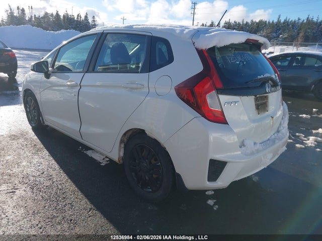 3HGGK5G52FM101698 Honda FIT LX