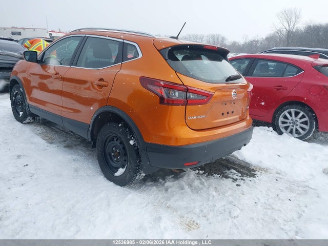 JN1BJ1CW1LW383771 Nissan Qashqai Sv