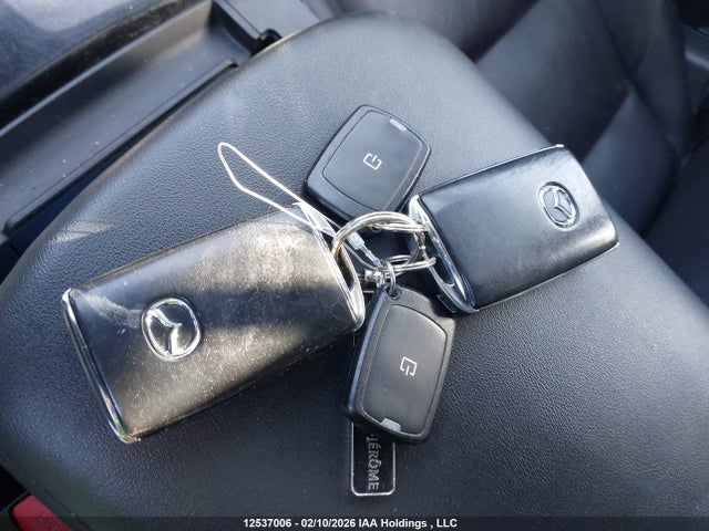 3MZBPBDMXLM129407 Mazda 3 Preferred