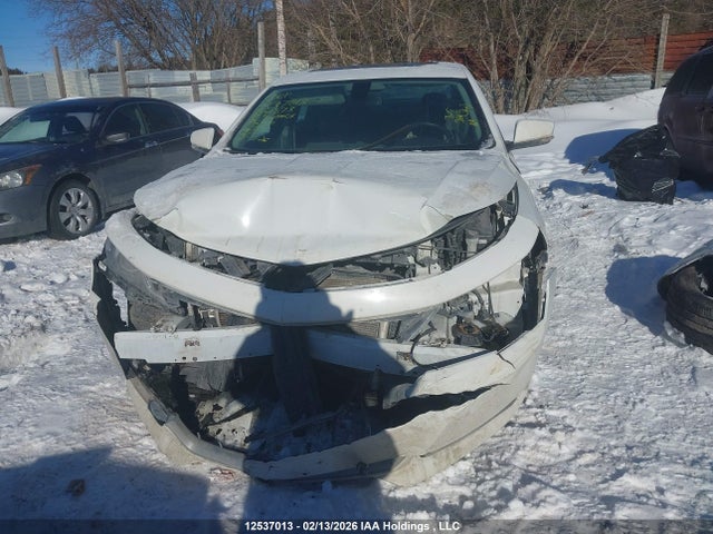 Chevrolet IMPALA 1LT 2018 2G1105S34J9174873 Image 12