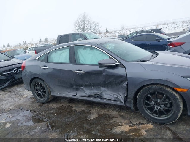 Honda Civic Touring 2019 2HGFC1F97KH106491 Image 13