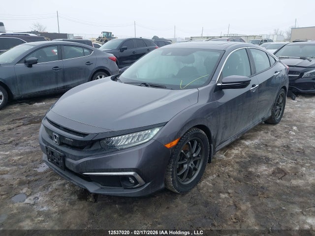 Honda Civic Touring 2019 2HGFC1F97KH106491 Image 2