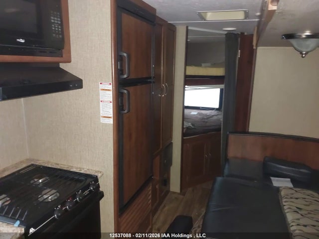 4YDT26721HK410742 Keystone Passport..