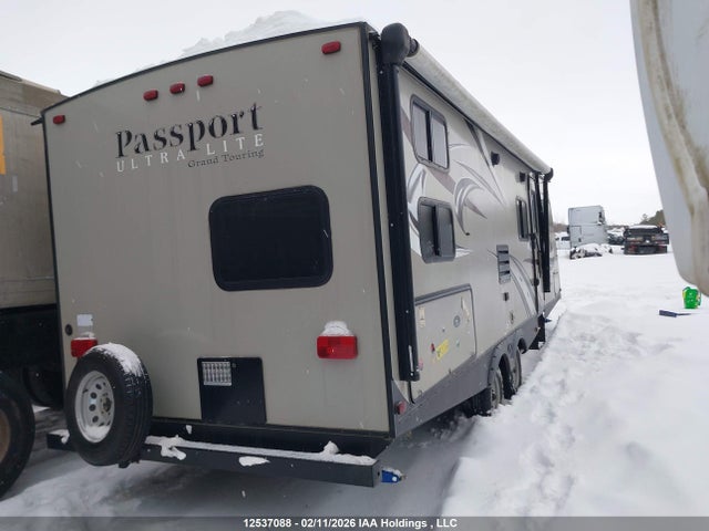4YDT26721HK410742 Keystone Passport..