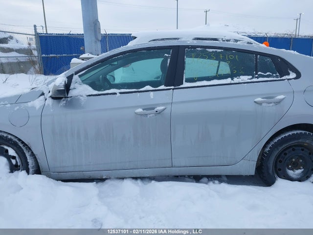 Продажа на аукционе авто 2021 Hyundai Ioniq Plug-in Hybrid Preferred, vin: KMHC65LD8MU245453, номер лота: 12537101