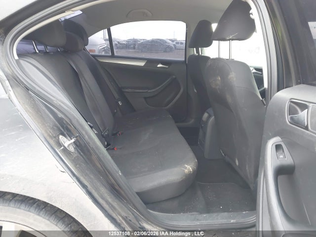 3VW267AJ2GM356493 Volkswagen Jetta 1.4t S