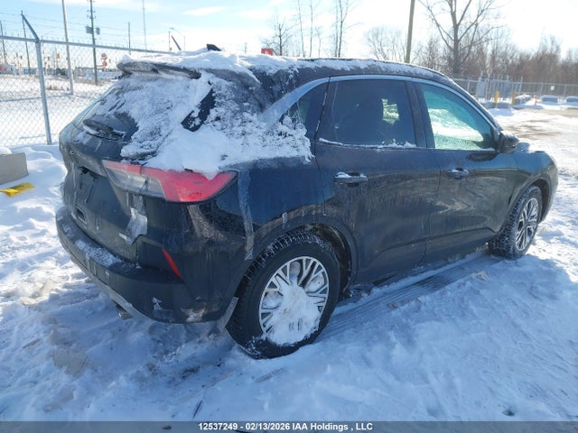 1FMCU9H60LUB26950 Ford ESCAPE SEL