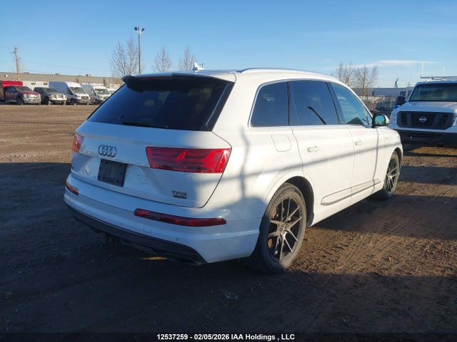 WA1WAAF76HD012704 Audi Q7 Technik S-line