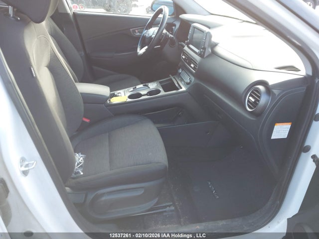 KM8K23AG1MU099941 Hyundai Kona Electric Preferred With Two-tone Roof