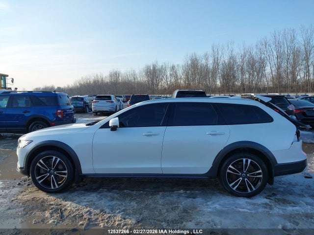Aukcja sprzedaży 2022 Volvo V90 Cross Country B6, vin: YV4062NL7N1146133, numer aukcji: 12537266