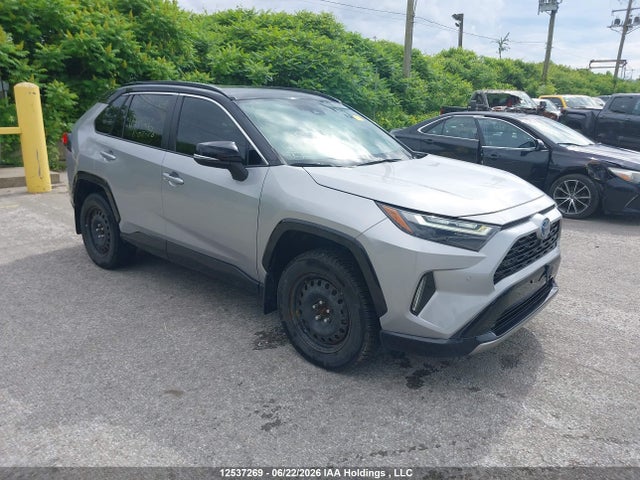 Toyota RAV4 XSE 2022 2T35WRFV9NW147366 Image 1